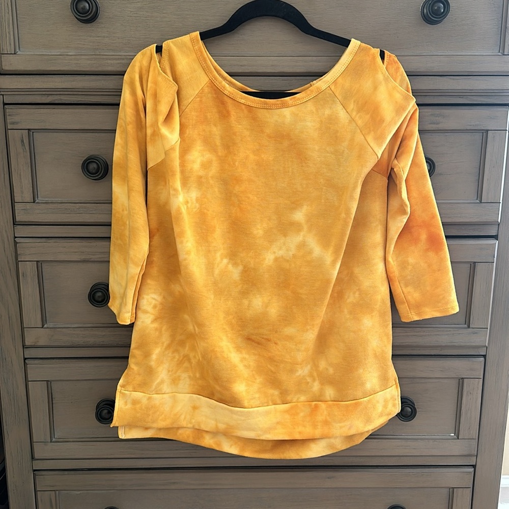 Bright sunshine yellow, tie-dye, exposed shoulder top.